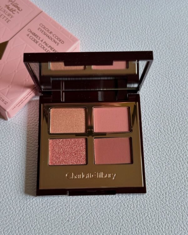 Charlotte Tilbury Luxury Palette- Pillow Talk Dreams
