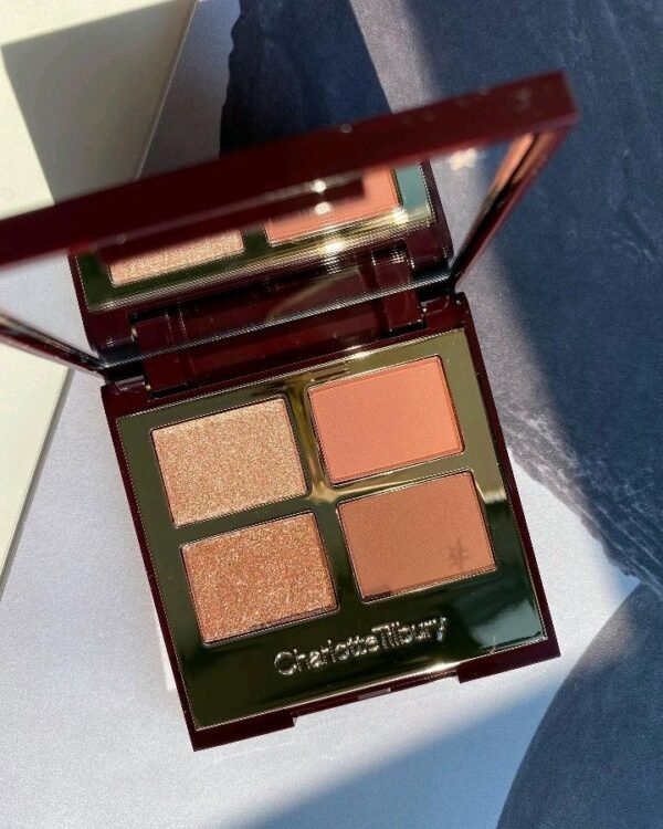 Charlotte Tilbury Luxury Palette- Pillow Talk Dreams