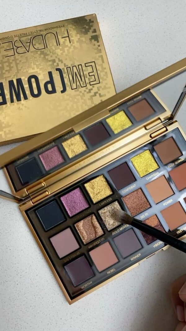 614a6cf30ccaf8dde9f5357f7f445160 HUDA BEAUTY EMPOWERED EYESHADOW PALETTE