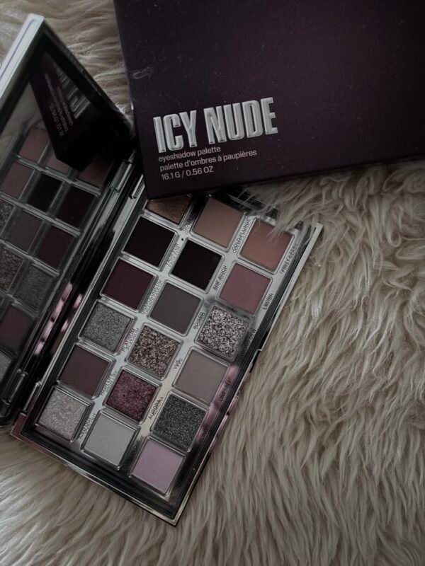 HUDA BEAUTY ICY NUDE EYESHADOW PALETTE
